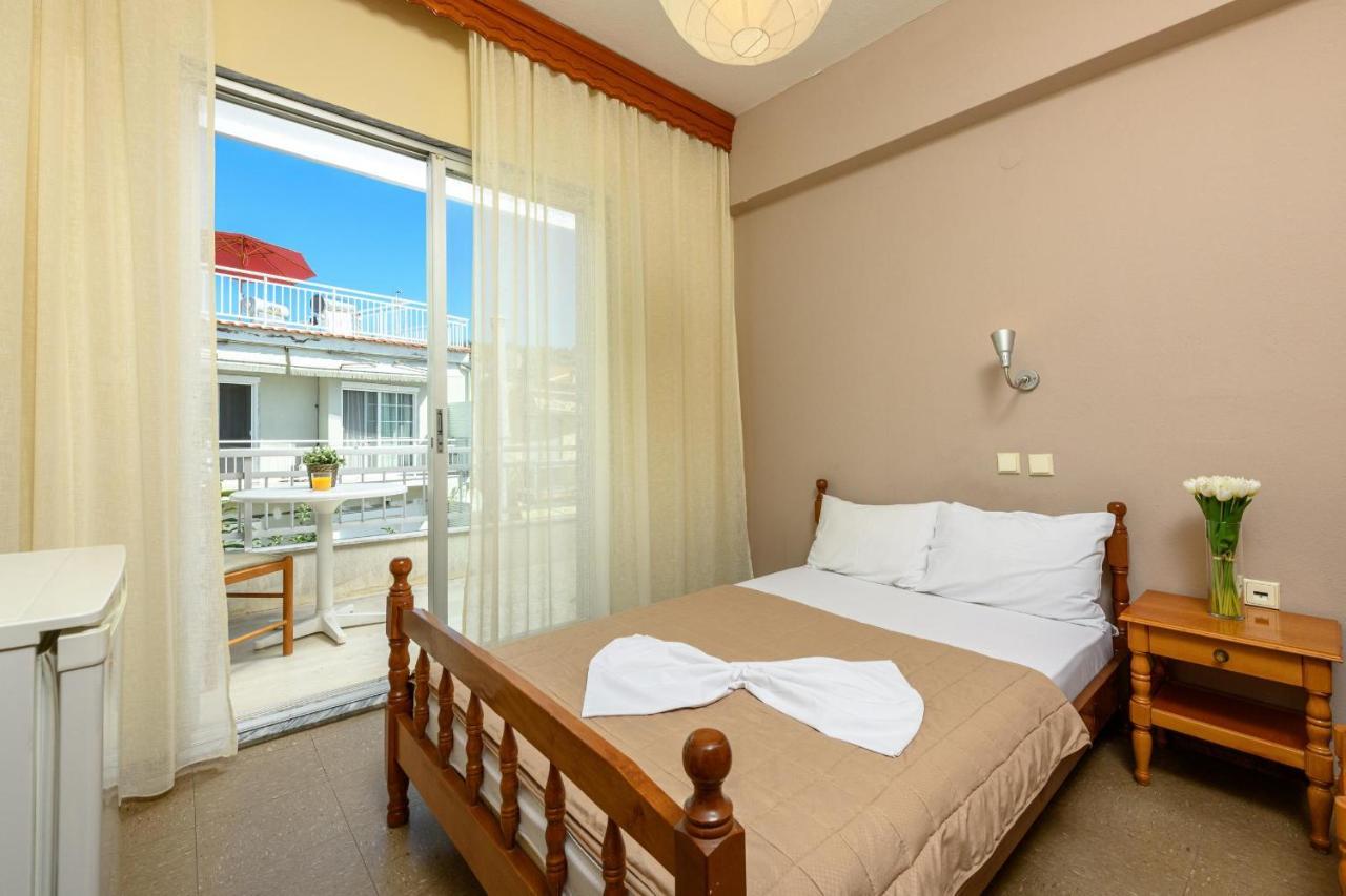 Mary Hotel 리메나스 외부 사진